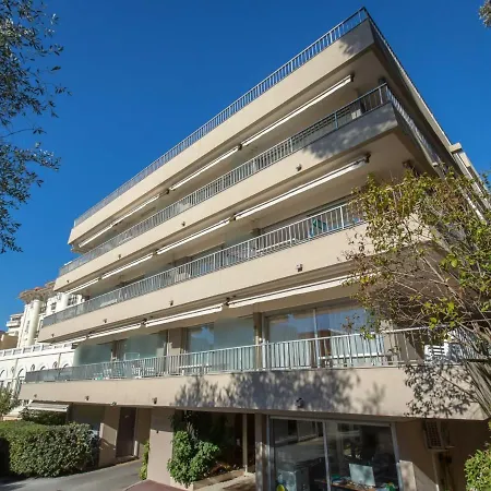 Apartman Climat. Avec Balcon Proche Et Commerces, Wi-fi Gratuit - Fr-1-466a-27 Saint-Raphaël