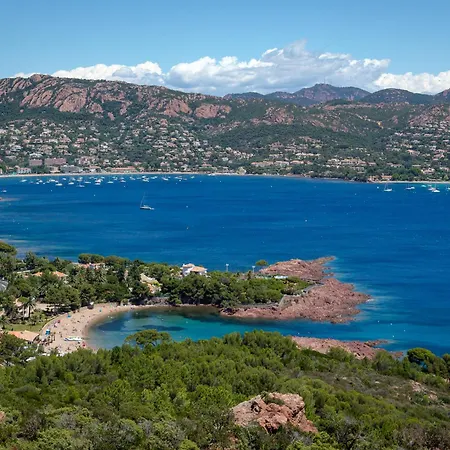 Apartman Climat. Avec Balcon Proche Et Commerces, Wi-fi Gratuit - Fr-1-466a-27 Saint-Raphaël