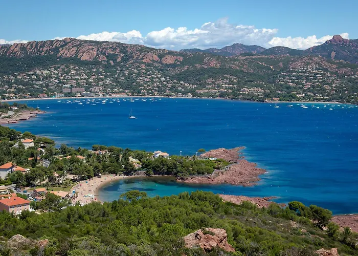Apartamento Climat. Avec Balcon Proche Et Commerces, Wi-fi Gratuit - Fr-1-466a-27 Saint-Raphaël